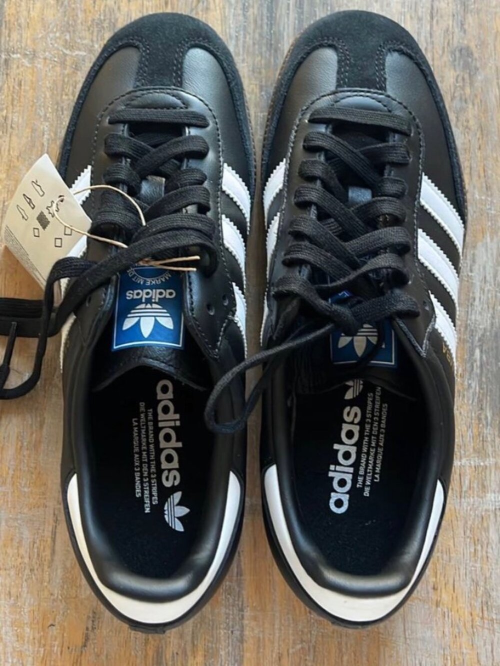 ADIDAS OG WHITE AND BLACK STRIPPED SAMBAS NWT WOMANS 8 1/2